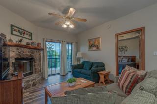 2BR Village At Indian Point 901 near SDC-Free Tickets Daily up to $500 Value - Branson - 5