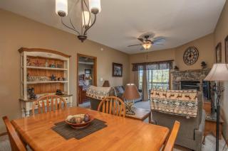 2BR Village At Indian Point 1106 near SDC - Free Tickets Daily up to $500 - Branson - 8