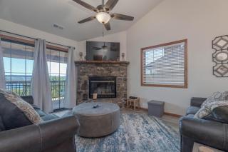 2BR Village At Indian Point 1112 near SDC - Free Tickets Daily up to $500 - Branson - 5