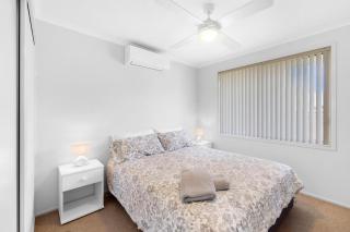 The Sailor's Haven - Mannering Park - 2