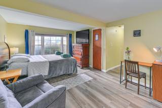 2 Mi to UBS Arena WFH-Friendly Couples Retreat - - 0