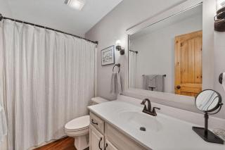 2BR Village At Indian Point 811 near SDC-Free Tickets Daily up to $500 Value - Branson - 3