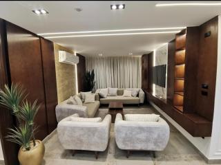 Luxurious Nature - Il Cairo - 2