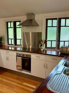 Sage House - Nelly Bay - 1