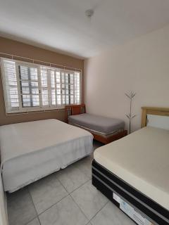 Linda Casa com Piscina e Churrasqueira em Praia de Leste - 2