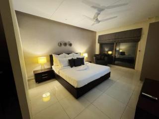 Modern 1BHK-Indigo apartments-Centrally located-Gulberg-Self Check-in - Lahore - 6