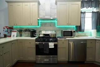 2 Living Rooms - King bd - Deck - BBQ - Airport 15 min - 9