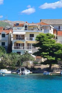 Apartments by the sea Grebastica, Sibenik - 6135 - Grebaštica - 9