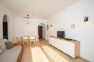 Renovated Algarve Apartments with Pool - 8
