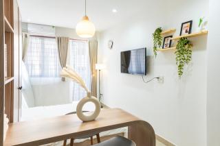 Spacious 1BR Studio Private Balcony & Cozy Netflix - Ho Chi Minh - 8