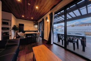 Villas Fujisengen ヴィラス富士浅間 - 9