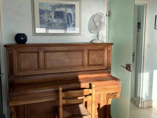 Appartement bord de mer avec balcon et parking - FR-1-652-47 - 2