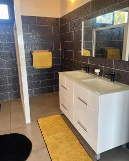 Vue Mer Panoramique, Grande Terrasse Privée, Plage à 10 Min - 3