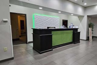 Ramada by Wyndham Burkburnett - Wichita Falls - Burkburnett - 6