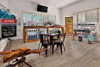 PaddleTail Waterfront Lodge, Trademark Collection by Wyndham - 7