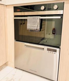 Elite Escape-Luxury Townhouse City Center, CHC - Christchurch - 3