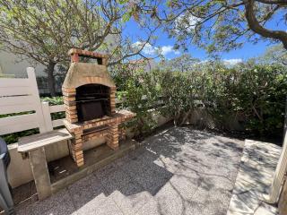 Pavillon 6 pers, piscine, clim, parking, proche mer - FR-1-781-77 - 8