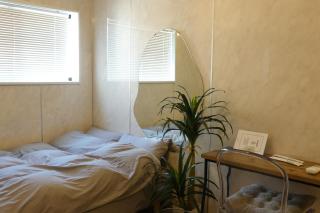 ROOMs 002 カフェ併設 綺麗なワンルーム 分倍河原駅から徒歩3分 - Fuchū - 5