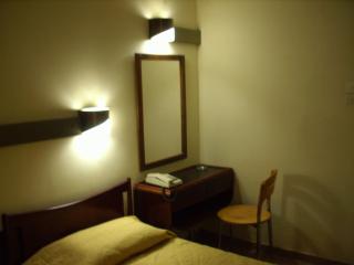 Claridge Hotel - 8