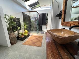 Jellyfish House, - 1