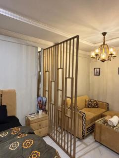Cozy luxury Studio Bahria Town Lahore - Lahore - 6
