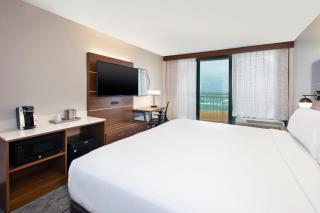 Holiday Inn Express & Suites VA Beach Oceanfront by IHG - 0