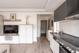 Altstadt Apartment With Privade Terrasa - Düsseldorf - 3