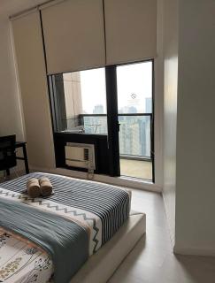 Gramercy Mansion's - 2