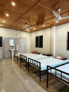 Tulip Guest House Rooftop Near Kamakhya - Guwahati - 9