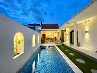 Sunny Island Rustic Villa with Private Pool - 10 minutes to Canggu Central - Canggu - 7