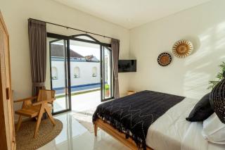 Sunny Island Rustic Villa with Private Pool - 10 minutes to Canggu Central - Canggu - 4