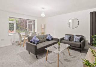 Aisiki Apartments at Barnet, Ground Floor 2 Bedroom &1 Bathroom Pet-Friendly Flat, Double beds with FREE Wi-Fi - Barnet - 8