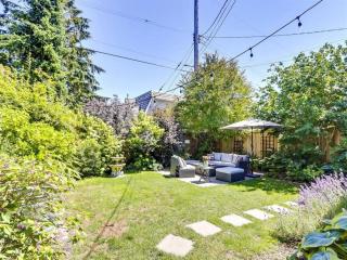 Private Suite With Spacious Yard - 0