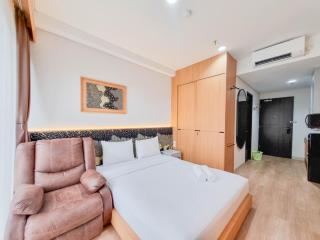 Good and Comfort Stay Studio Patraland Amarta Apartment By Travelio - 8