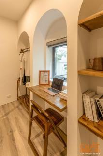 Peaceful Corner 1 - 4