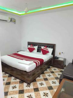 Hotel King Palace - Madhubani - 1