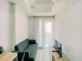 Comfortable and Homey 1BR Boutique Kemayoran Apartment By Travelio - 6