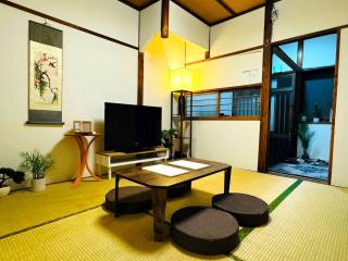 9人可能 黒門市場 けんちハウス - 9