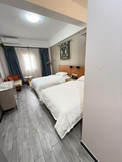 Linghu Building Yuelai Hotel - 1