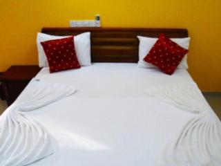 Pearl City Hotel & Yala Safari - Tissamaharama - 8