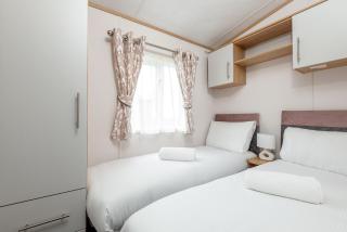 Lodge No 10 - St Andrews Lodge Park - 6