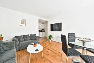 Lovely 2-Bed, sleeps 6, Near Stratford station & Abba Voyage, - 6
