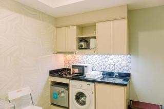 Cozy 1BR at The Mansion Kemayoran Apartment By Travelio - Yakarta - 3