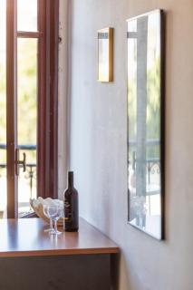 Old town studio with balcony, Marylee's studios #3 - 3