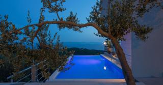 Makarska - Villa Amare s prekrasnim pogledom na more, infinity bazen - Makarska - 0