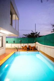 EMPYREAN STAY ll 2BHK ll MAZZELO VILLA LONAVALA ll NON ACII POOL - Lonavala - 3