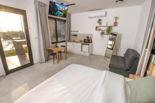 נופש Eylim -וילה מהממת עם 3 סוויטות ובריכה פרטית מחוממת ומקורה - 1