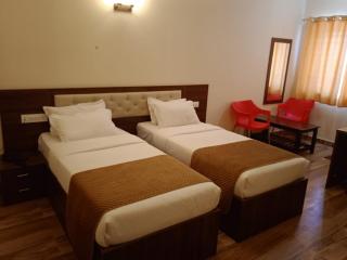 Hotel VVSRINI - Bāgepalli - 2