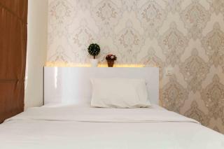 Spacious and Nice 2BR at Springlake Summarecon Bekasi Apartment By Travelio - Bekasi - 5