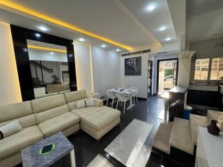 2BR Townhouse, 2 Bath, TV, Backyard - 326 - Sheikh Zayed - 2